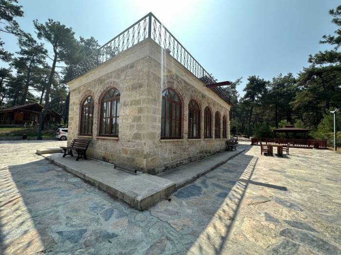 Konakpınar Gençlik Merkezi Vatandaşları Bekliyor