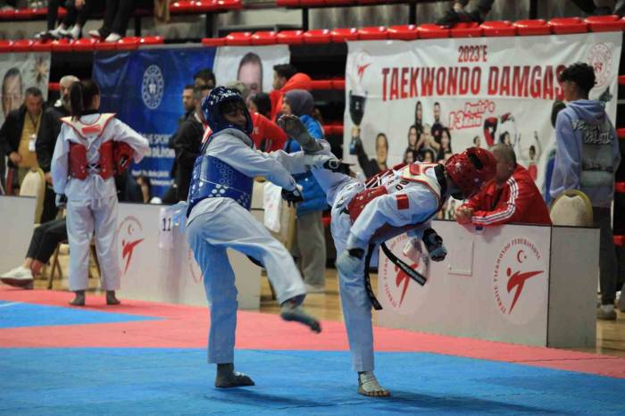 Konya’da Türkiye Kulüpler Tekvando Şampiyonası Başladı