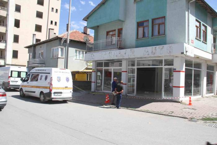Konya’da Fırıncı Meslektaşını Öldürüp 2 Kişiyi Yaralayan Sanığa 41 Yıl 8 Ay Hapis Cezası
