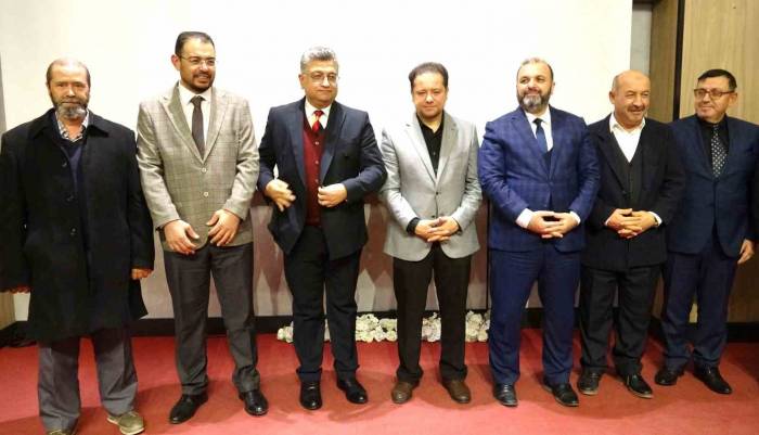 Kütahya’da ’şehitlerimiz, Filistin Ve Biz’ Konulu Konferans