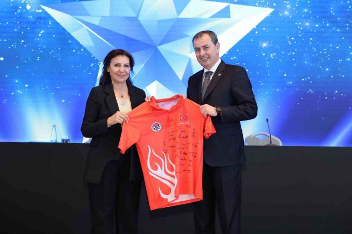 Satrancın Yıldızları Buluştu