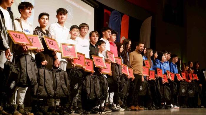 Erzurum’da "Sporun Enleri" Ödüllerini Aldı