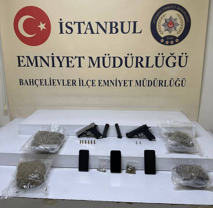 Özel Ambulansla Uyuşturucu Sevkiyatı Polise Takıldı: 4 Sağlık Çalışanı Yakalandı