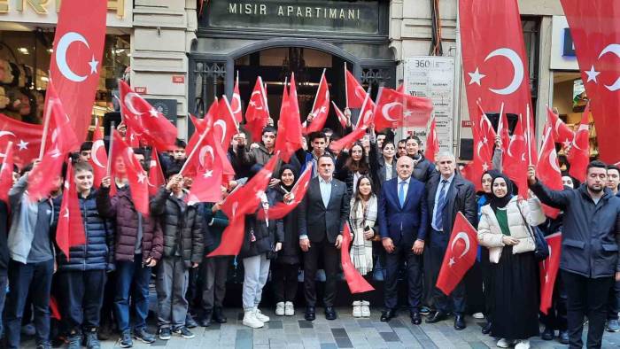 İstiklal Şairi Mehmet Akif Ersoy, İstiklal Caddesi’nde Anıldı