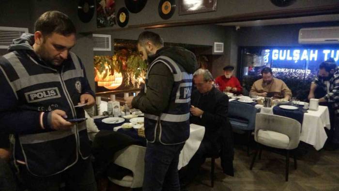 Kartal’da Yılbaşı Öncesi Restoran Ve Eğlence Mekanlarına Denetim
