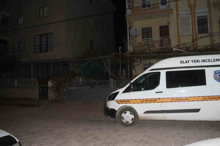 Konya’da Evinde Silahla Vurulan Kişi Hayatını Kaybetti