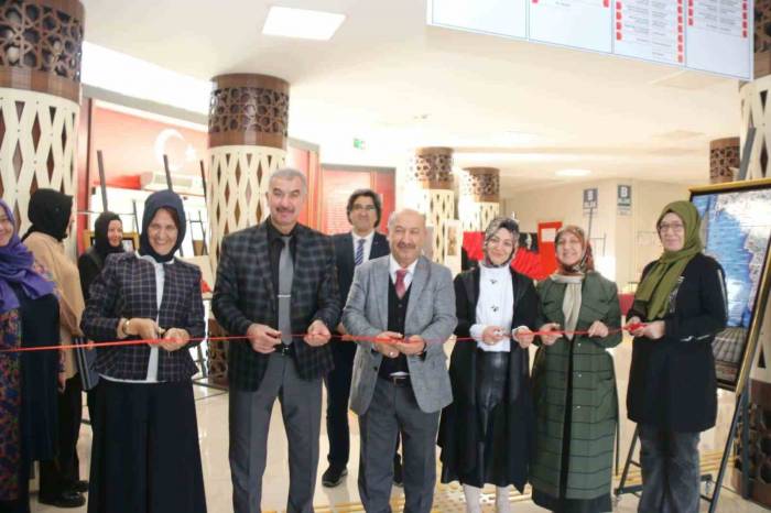 Kütahya’da, "Mehmet Akif’in Nefesi, Hürriyetin Gür Sesi: İstiklal Marşı!" İsimli Sergi