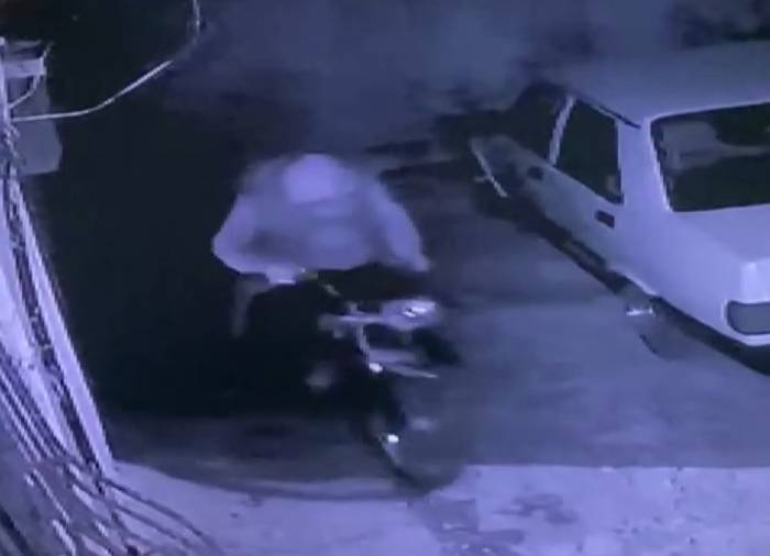 Şanlıurfa’da Motosiklet Hırsızlığı Kamerada