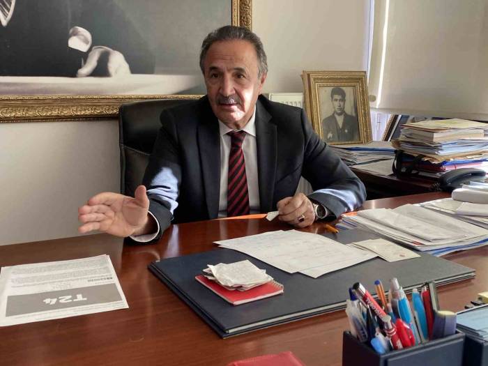 Chp’li Sevigen’in Gözleri Doldu: "Özgür Bey’in Toplumdan Özür Dilemesi Lazım"