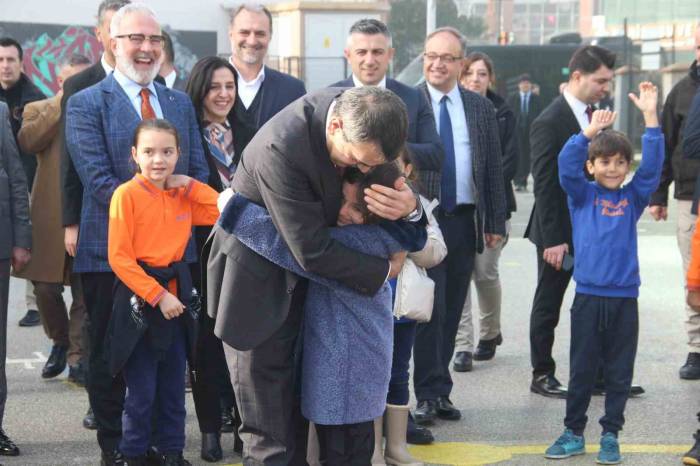 Çocuklar İstedi Bakan Tekin Söz Verdi