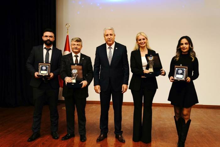 Eü “Kariyer Planlama Faaliyetlerinde” Dört Yıldır Lider Üniversite