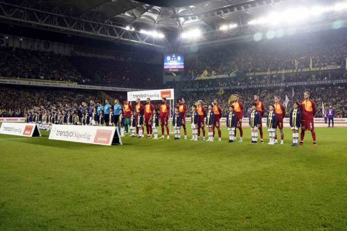 Galatasaray İle Fenerbahçe 399. Randevuda