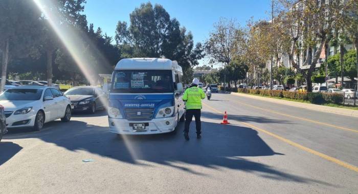 Mersin’de Toplu Taşıma Araçlarına Yönelik Denetimler Sürüyor