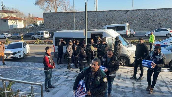 Nevşehir’deki Narkotik Operasyonunda 32 Şüpheli Adliyeye Sevk Edildi