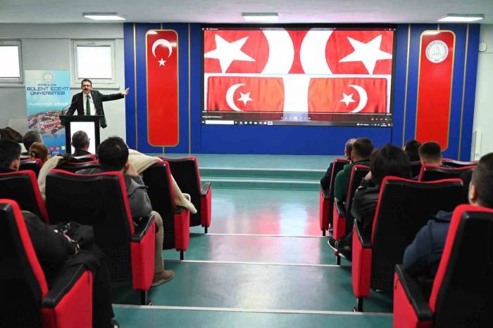 Zbeü’de Tarih Teknolojiyle Kırılıyor Konferansı Gerçekleştirildi