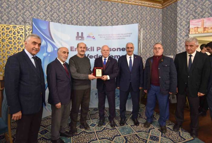 Eski, Emekli Personellerine Veda Töreni Düzenledi