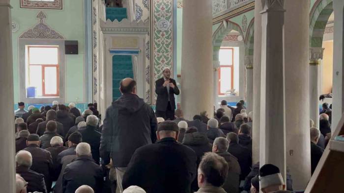 İşitme Engelliler Artık Cuma Hutbelerini Anlayabiliyor