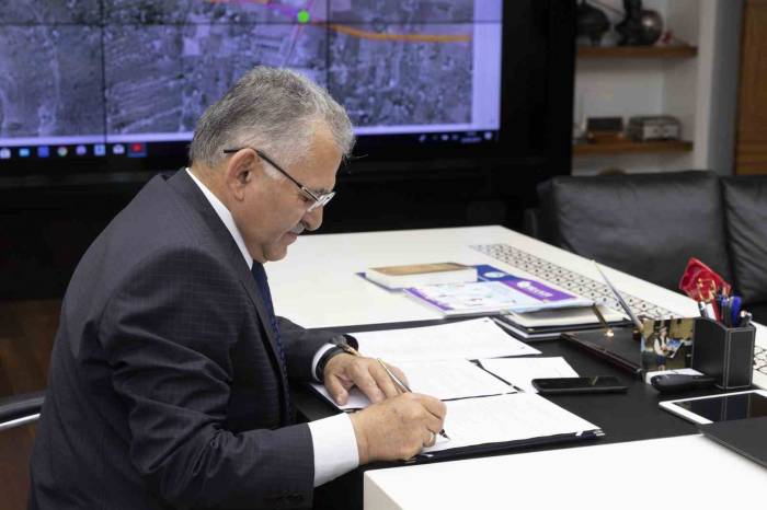 Başkan Büyükkılıç: "2024 Yılının Bütçesini 11 Milyar 500 Milyon Olarak Belirledik"