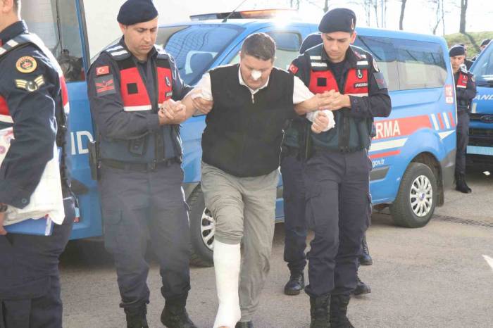 10 Kişinin Öldüğü Katliam Gibi Kazada Sürücüler Adliyeye Sevk Edildi