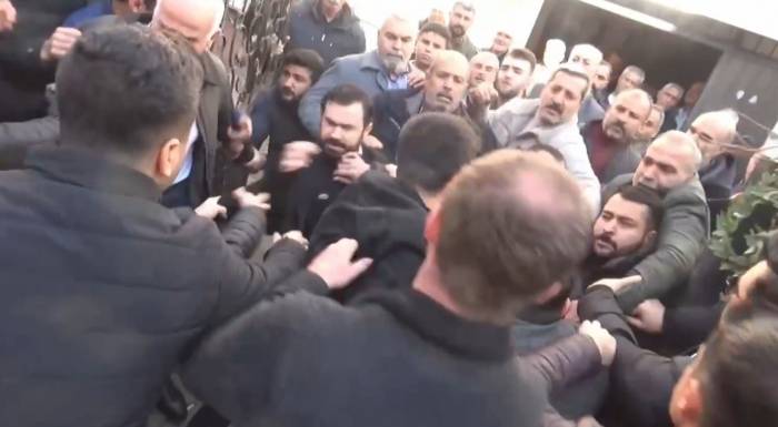 Şanlıurfa’da Tsk’yı Suçlayıcı Konuşan Dem Parti Yöneticilerine Müdahale: 10 Gözaltı