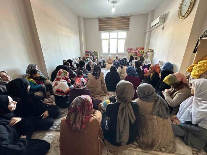 Silopi’de Kadınlar Pençe-kilit Şehitleri İçin Mevlit Okuttu