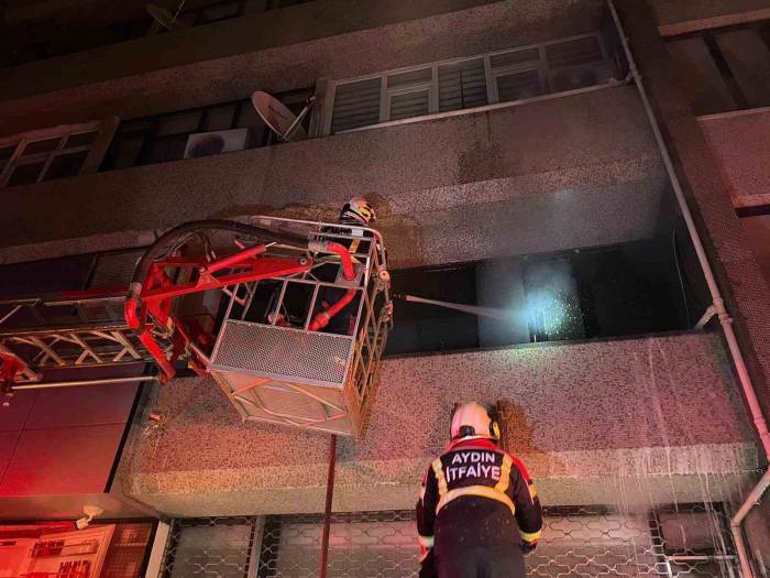 Söke’de İmalathane Yangını Paniği
