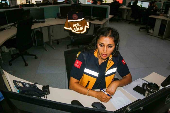 Antalya’da 112’ye Gelen 3,5 Milyon Çağrının Yüzde 62’si Asılsız Çıktı