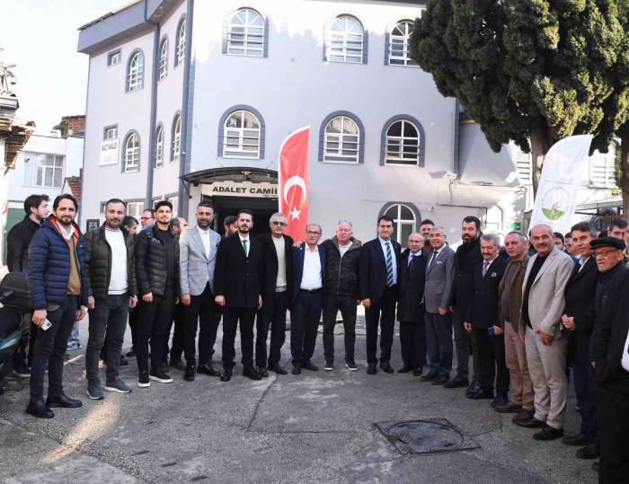 Osmangazi Belediyesi’nden Camilere Hizmet Eli