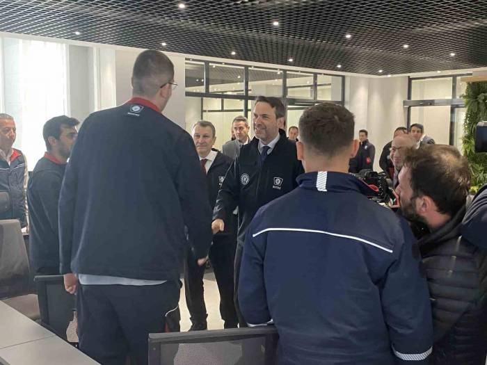 Bakan Bayraktar, Silivri’deki Yer Altı Doğal Gaz Depolama Alanını Ziyaret Etti