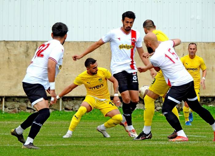 Alaçatıspor, Devre Arasına 3 Puanla Girdi