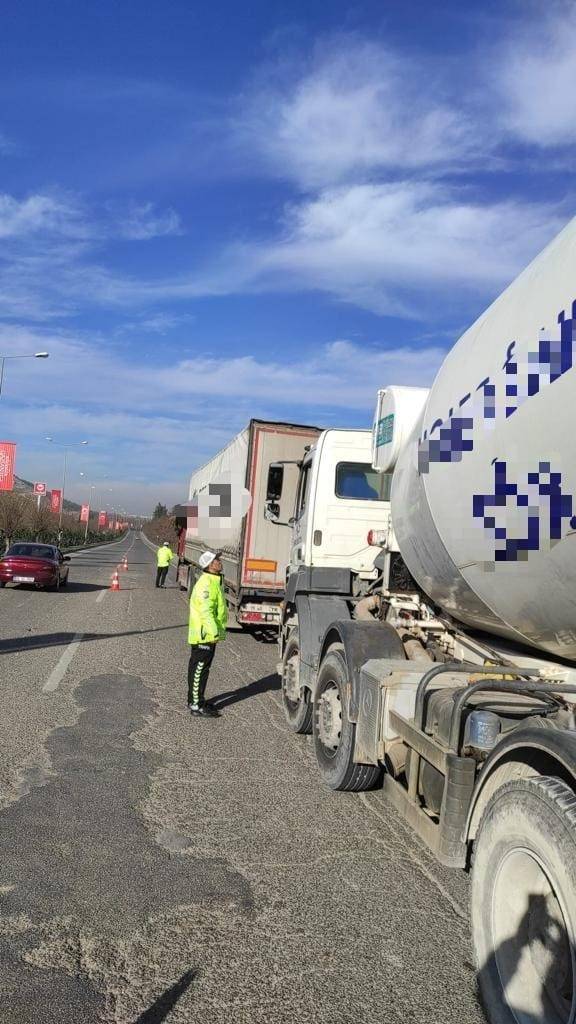 Gaziantep’te 65 Araç Sürücüsüne 105 Bin 767 Tl Ceza