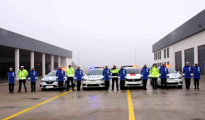 Manisa’da 10 Yeni Kadın Zabıta Göreve Başladı