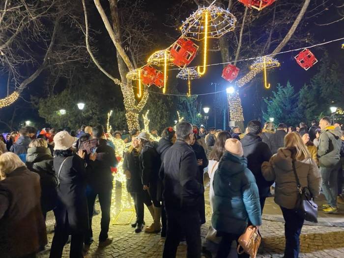 Ankara 2024’ü Meşaleler Ve Konfetiler İle Karşıladı