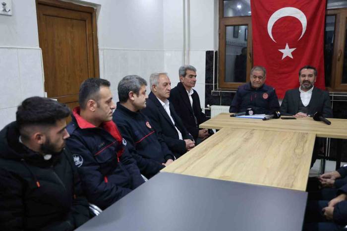 Başkan Şerifoğulları Yılın Son Gününde İtfaiye Personeliyle Buluştu