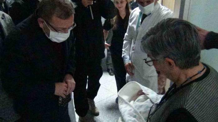 Kars’ta Yeni Yılda 5 Bebek Dünyaya Gözlerini Açtı