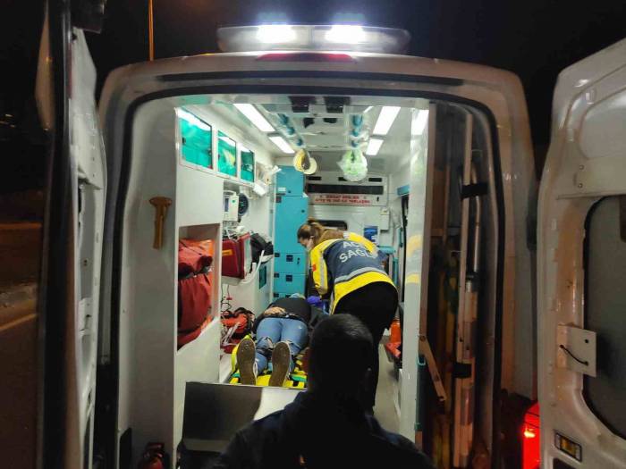 Kuşadası’nda Yeni Yılın İlk Kazası: 1 Yaralı