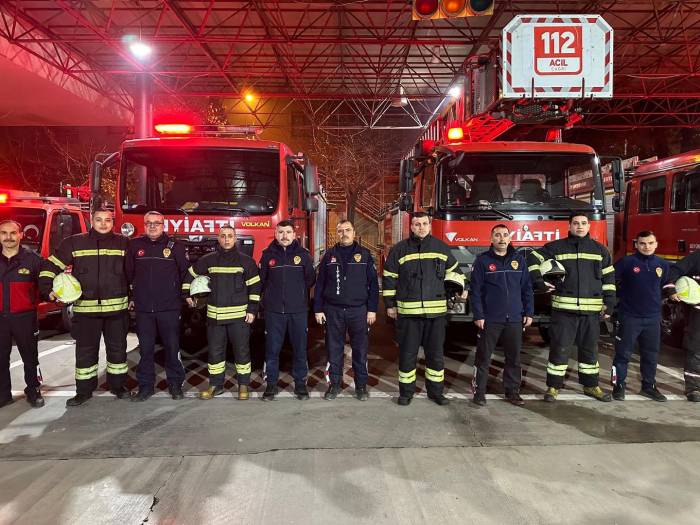 Yeni Yıla Çalışarak Girdiler