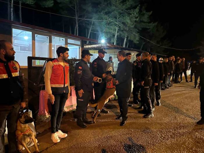 Vali Akbıyık’tan Yeni Yıl Ziyaretleri