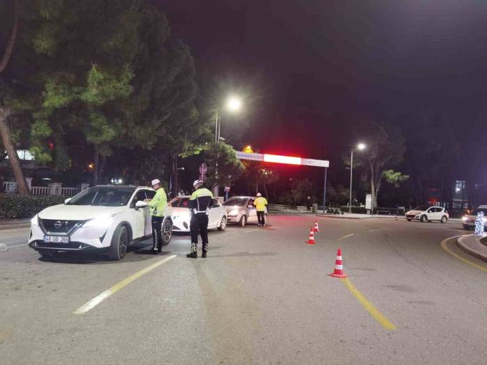 Muğla’da Polis Ekiplerinden Huzur Ve Güven Uygulaması