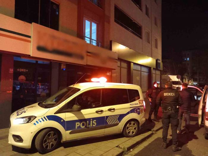Cama Çıkıp Ateş Açarken Bekçilere Yakalandı