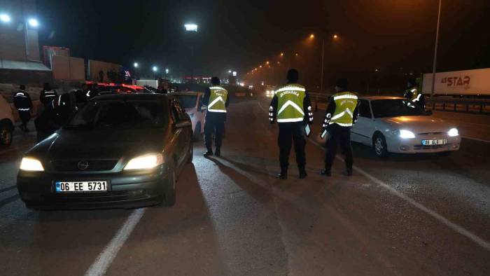 43 İlin Geçiş Noktasında "Yılbaşı" Denetimi