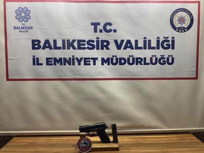 Bandırma Emniyet Müdürlüğü Yılbaşında Bin 727 Şahış Denetledi