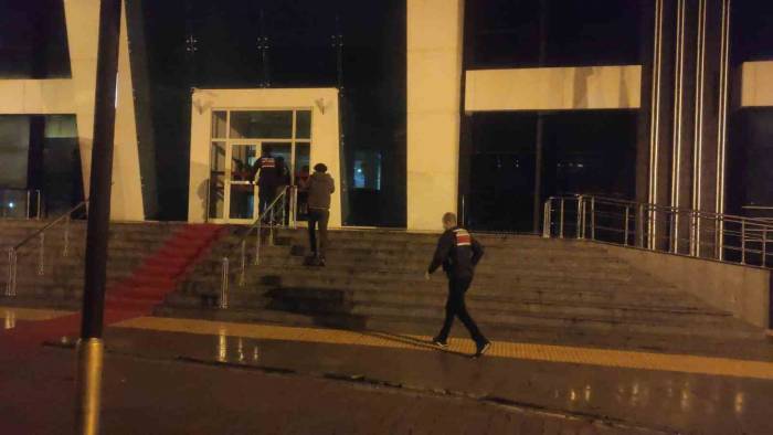 Burdur’da 1 Kişiyi Silahla Yaraladıktan Sonra Kayıplara Karışan Şüpheli Yakalandı