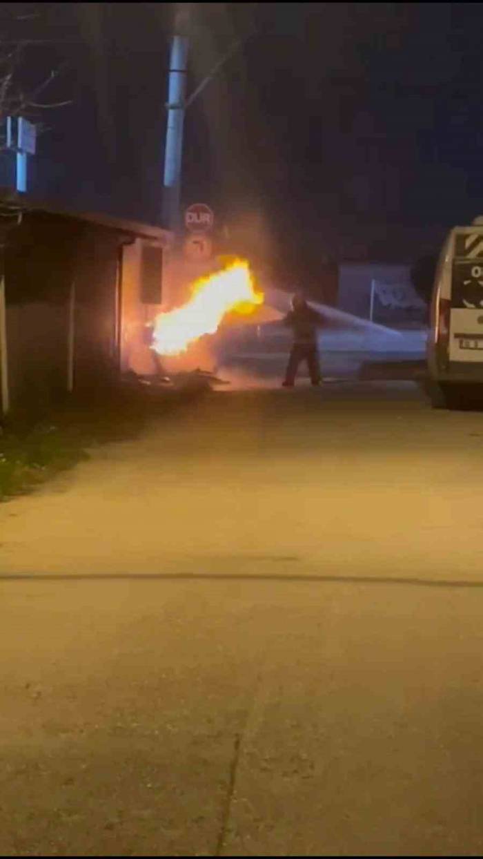 Doğal Gaz Borusu Patladı, Mahalleli Ayağa Kalktı