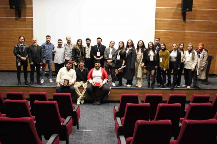 Kastamonu Üniversitesi’nde ’meddah’ Oyununa Yoğun İlgi