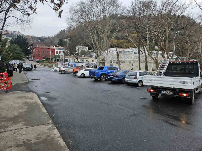 Sarıyer’de Kadın Sürücüden "Otopark Ücreti Ve Vale" Tepkisi