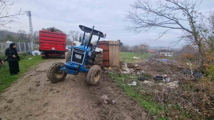 Traktörün Altında Kalmaktan Son Anda Kurtuldu
