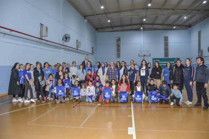 Karacabey Belediyesi’nin Spora Ve Eğitime Katkıları Devam Ediyor