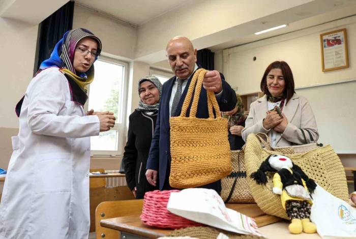 Farabi Anadolu Lisesine Dikiş Atölyesi Açıldı