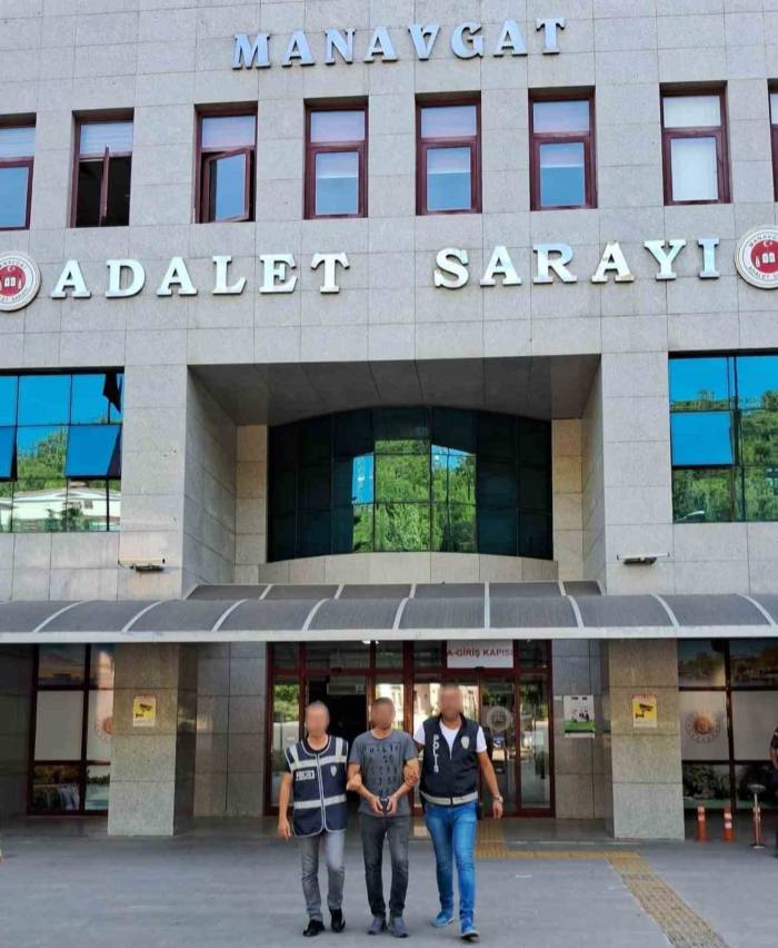 Manavgat’ta Aranan Bin 293 Kişi Yakalandı, 586 Şahıs Tutuklandı